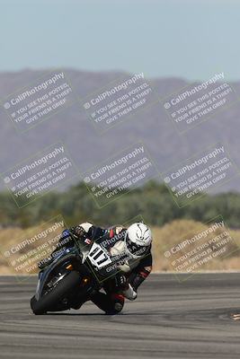 media/Oct-13-2025-Moto Forza (Mon) [[a66d839500]]/2-A Group/Session 3 (Turn 16)/